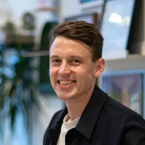 Richard, Business Manager